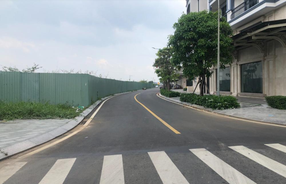 Tiến độ Vạn Phúc Center
